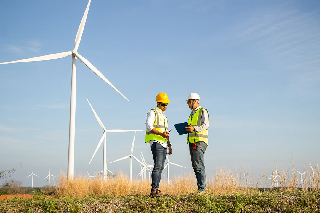 engineer-team-working-in-wind-turbine-farm